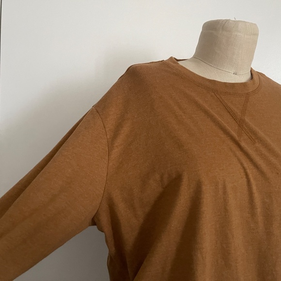 Men Long Sleeve T-shirt Large Never worn - Picture 2 of 4